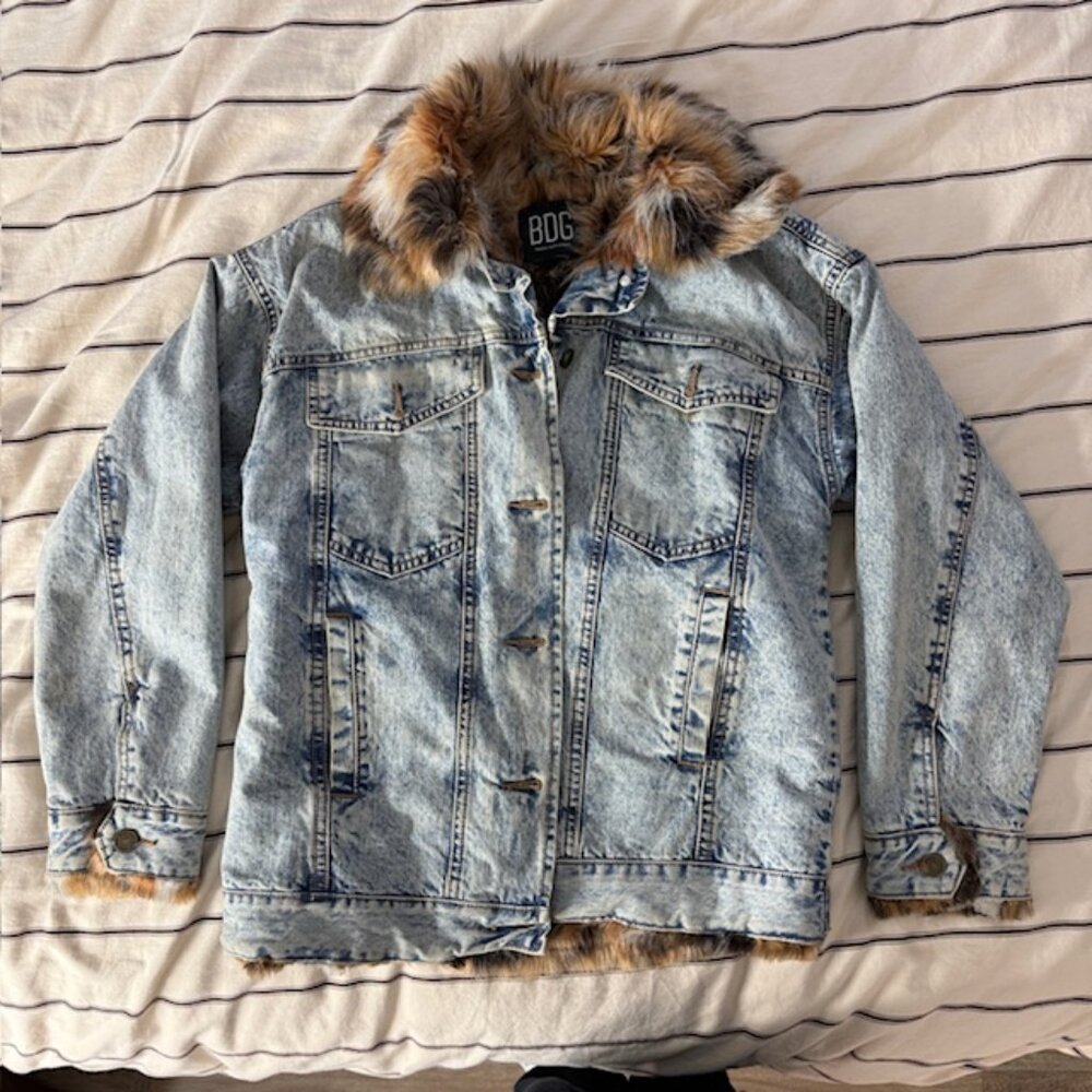 Urban Outfitters Fur Lined Denim Jacket size M/L